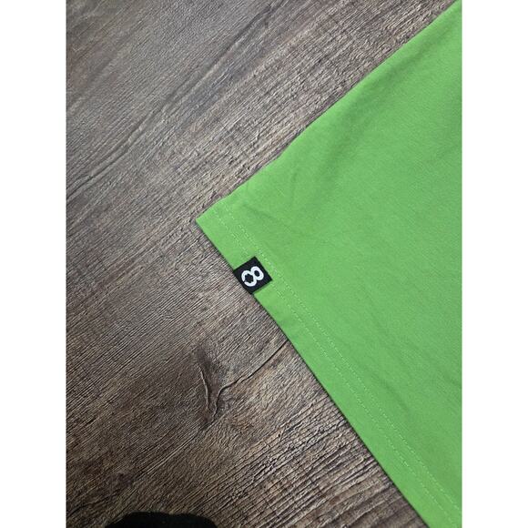 8 Billion Trees TREE HUGGER Green Unisex Adult Tshirt Short Sleeve Small - Picture 2 of 5